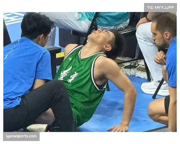 北京首钢与广东宏远领跑积分榜 两队不败金身即将正面对决