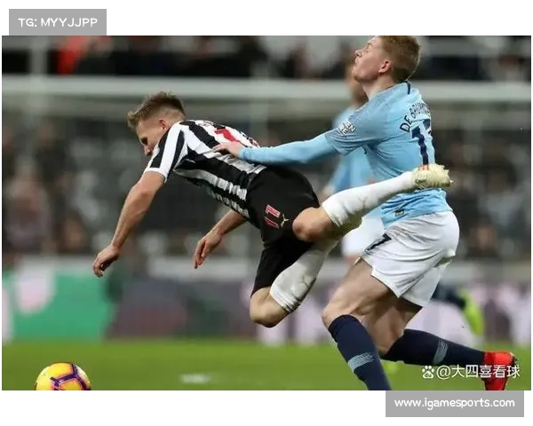 曼城边路渗透结合高位逼抢 压缩对手空间提升控场效率